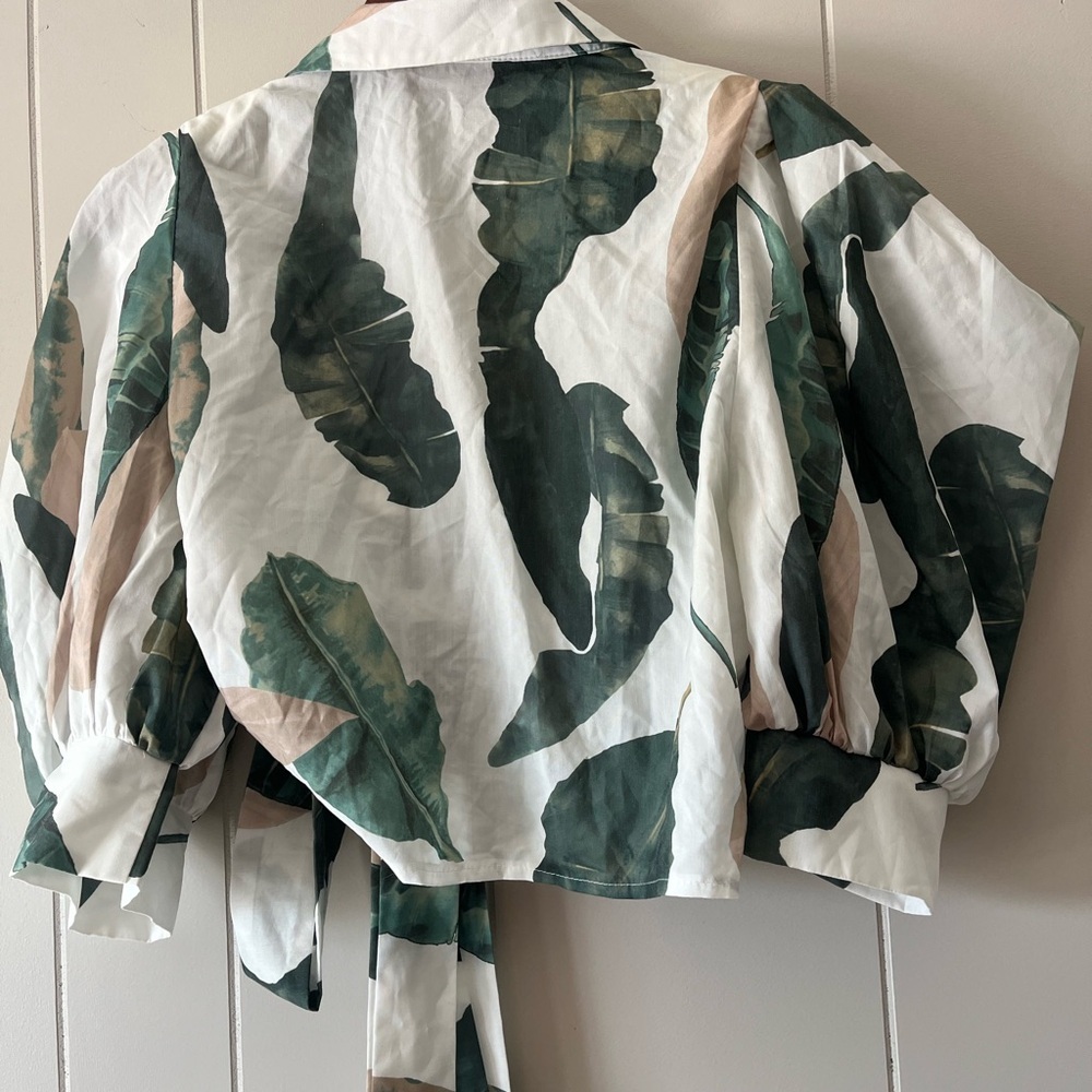 Tropical Leaf Print Women's Top - Picture 3 of 8